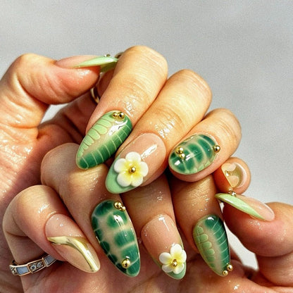 CCCNAILS Handmade Floral Press On Nails - CccNails