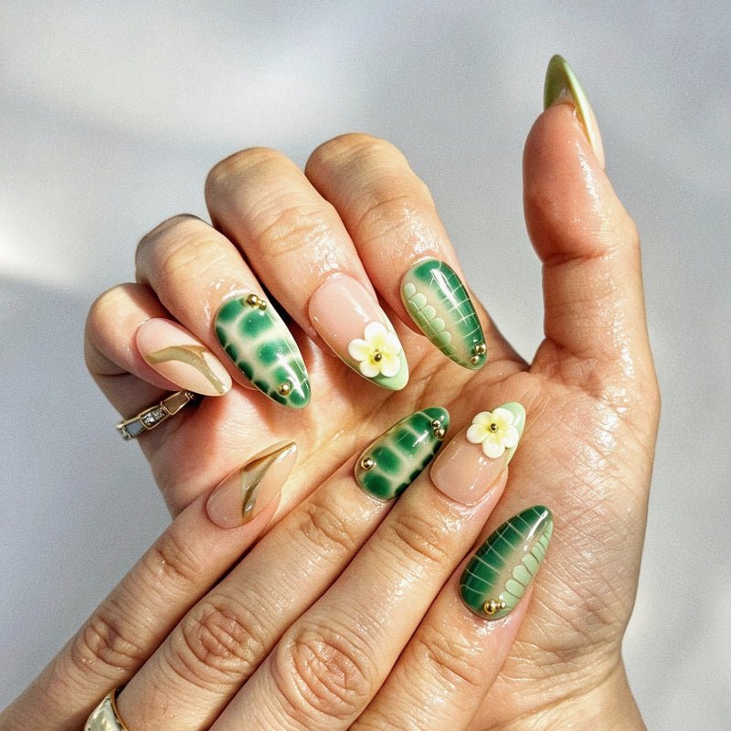 Jade Frangipani - CccNails