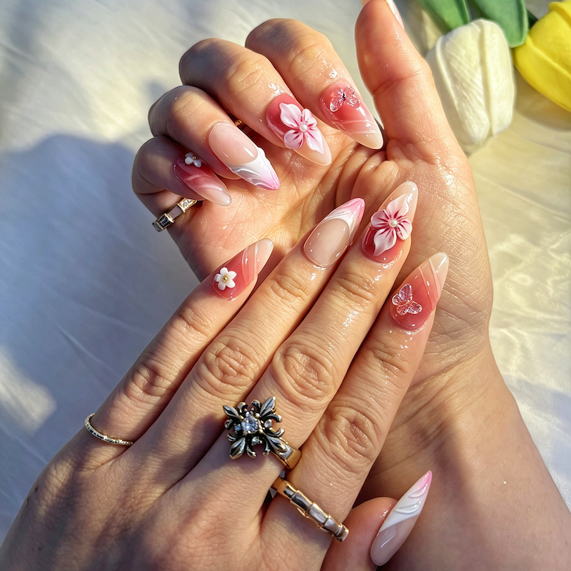 Red Blossom - CccNails
